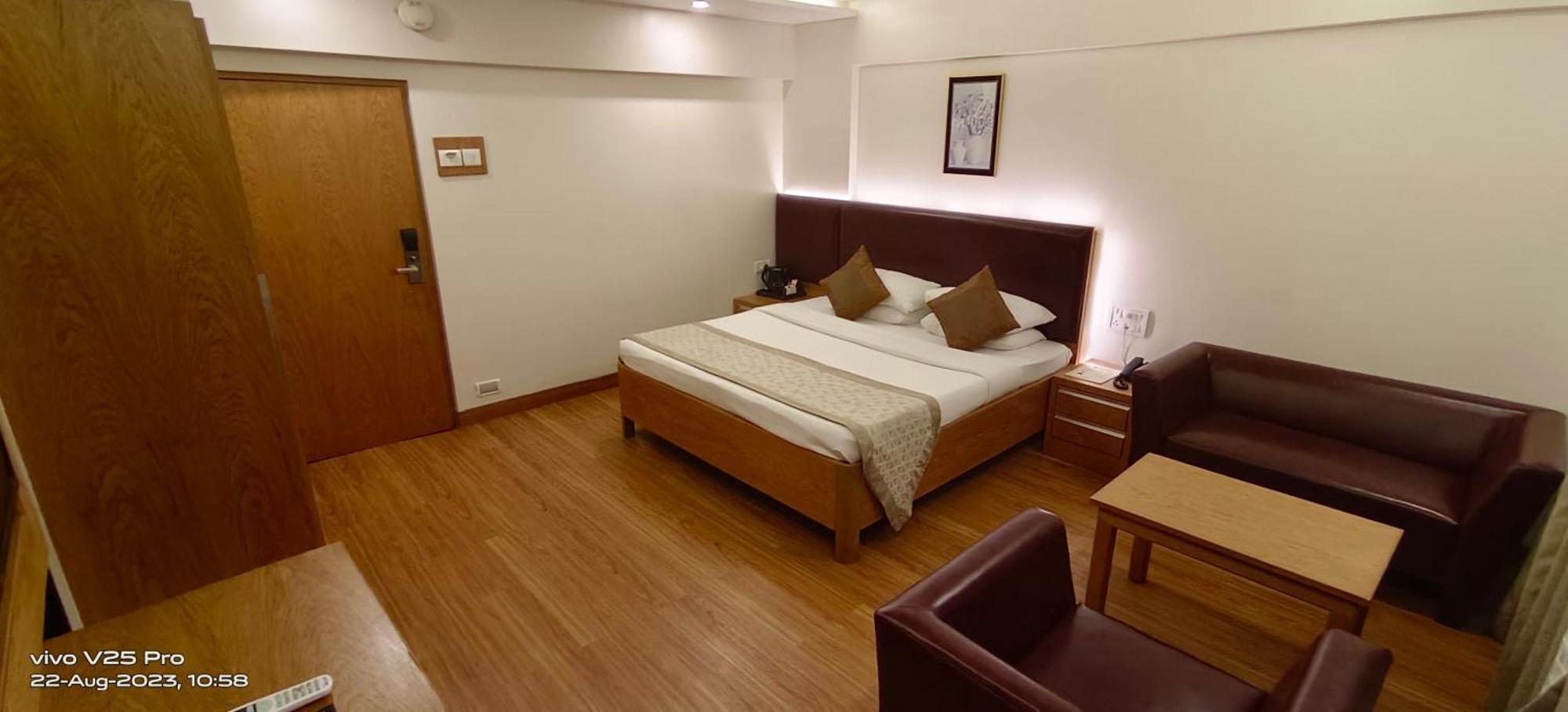Hotel Kings International Juhu à Bombay Extérieur photo