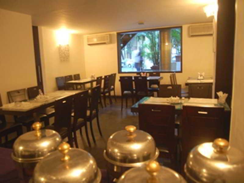 Hotel Kings International Juhu à Bombay Extérieur photo