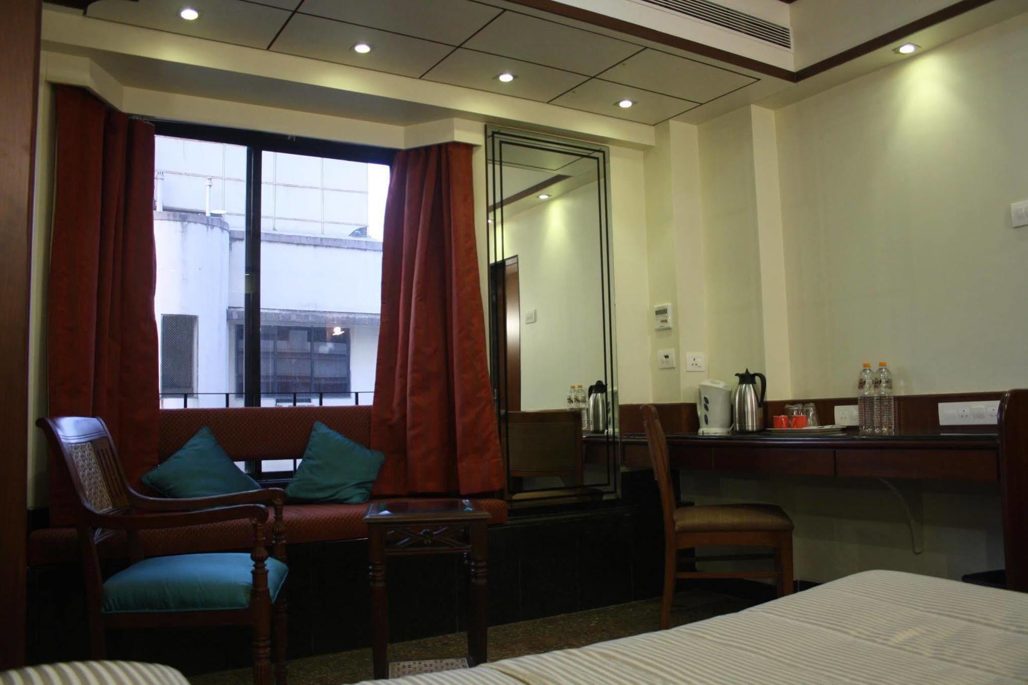 Hotel Kings International Juhu à Bombay Extérieur photo